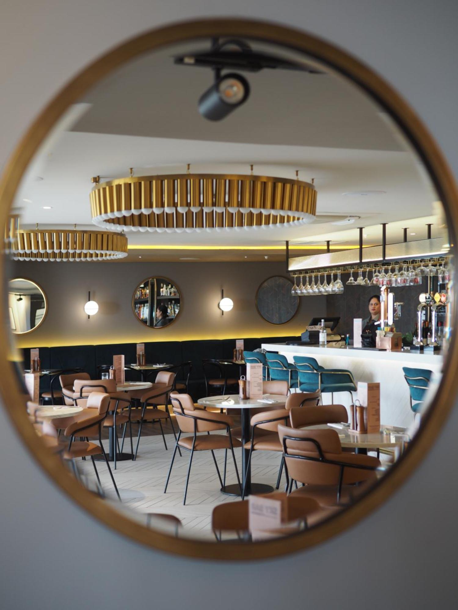 Hotel Courtyard By Marriott London Heathrow Airport Harlington  Exterior foto