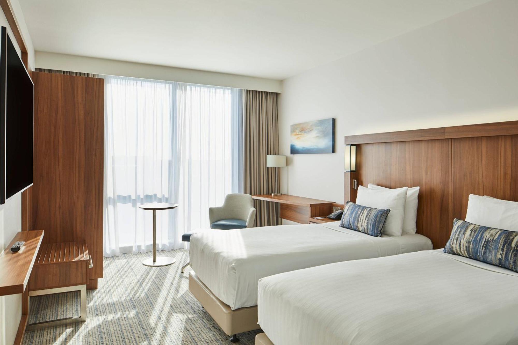 Hotel Courtyard By Marriott London Heathrow Airport Harlington  Exterior foto