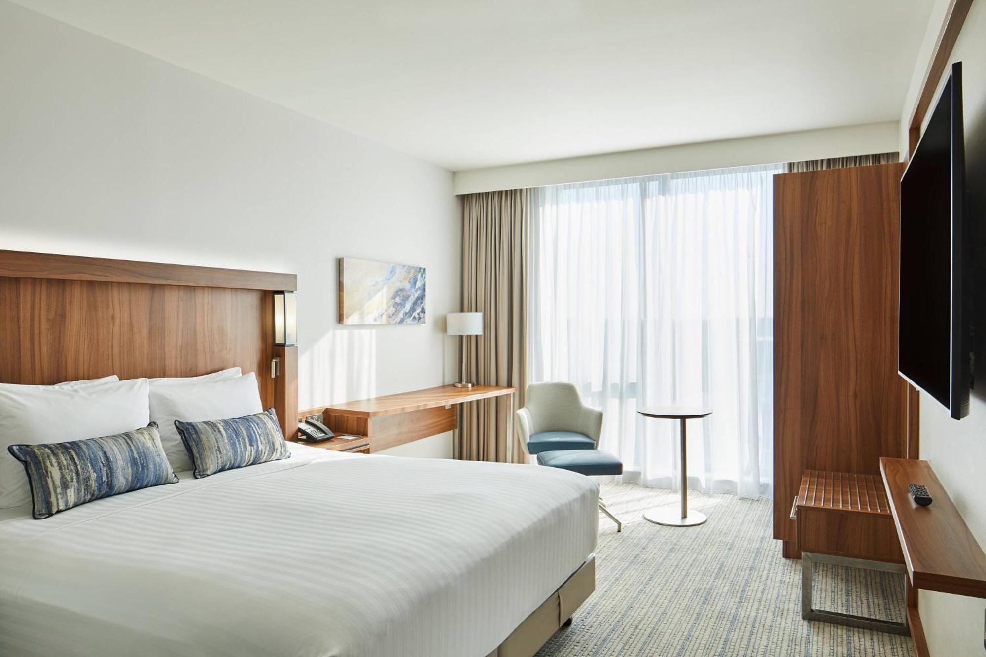 Hotel Courtyard By Marriott London Heathrow Airport Harlington  Exterior foto